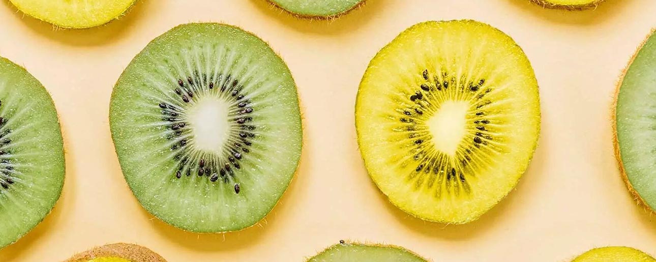 Golden-Kiwi-Calories,-Green-Kiwifruit,-who-is-the-King-of-Nutrition